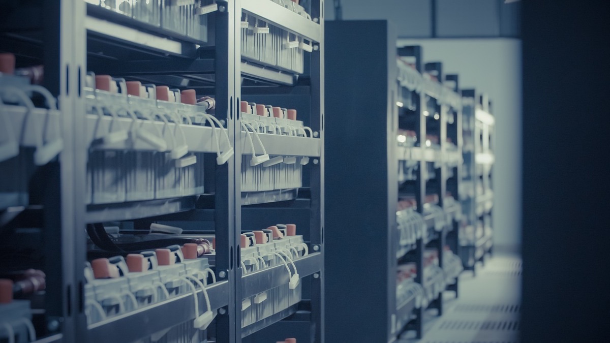 Server solutions service